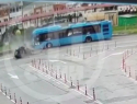 Момент смертельной аварии с автобусом в Сочи попал на видео