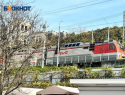 Поезда, идущие в Сочи, задержаны из-за схода электровоза с рельсов 
