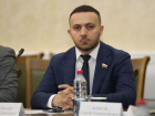  Учил молодежь политике бизнесмен и депутат ГорСобрания Сочи Микаел Багманян
