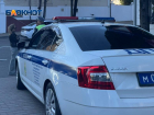 В Сочи мопедист сбил ребенка на пешеходном переходе и сбежал