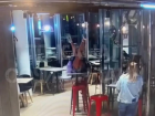 В Сочи девушки устроили откровенную фотосессию в кафе быстрого питания