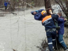 Сотрудники МЧС спасли троих рыбаков в Сочи