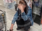 22-летняя приезжая распылила перцовый баллончик в «Магните», пытаясь украсть кофе