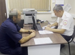 Агрессивного водителя автобуса из Сочи, грозившего сломать челюсть пассажиру, уволили