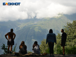 Бесплатные занятия йогой и фитнесом организовали в горах Сочи