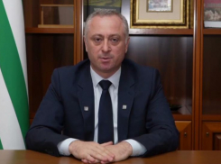 Бадра Гунба заявил о своей победе на выборах президента Абхазии