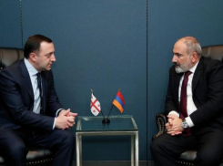 Премьеры Армении и Грузии обсудили итоги трехсторонней встречи в Сочи