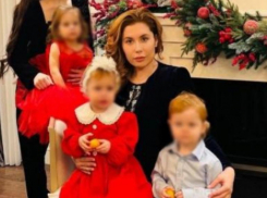 Жене экс-мэра Сочи не передадут детей в СИЗО