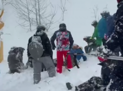 10-летнюю девочку накрыло лавиной в горах Сочи