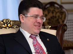 Муж арестованной чиновницы из Башкирии проиграл 300 тысяч в казино Сочи и прижег себе пах