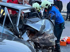 Три водителя пострадали в массовой аварии на сочинской дороге