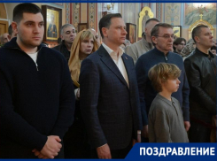 Мэр Сочи посетил божественную литургию и поздравил горожан с Рождеством