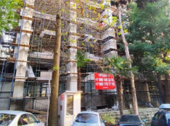 Власти Сочи предупредили горожан о продаже квартир в незаконном строении 