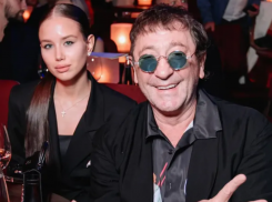 19-летняя невеста Лепса допустила, что ее будущий муж может влюбиться в тещу