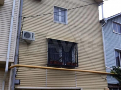 5-этажный жилой гараж продают за 24 миллиона в Сочи