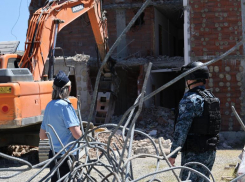 Трехэтажный многоквартирный дом демонтирован в Сочи