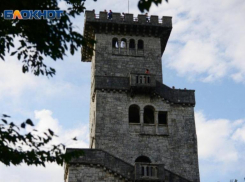 Суд обязал Сочинский национальный парк обеспечить сохранность башни на горе Ахун