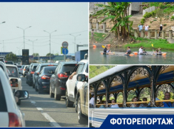 Пробки, лодки, ретро-поезд: отдых русских туристов в Абхазии