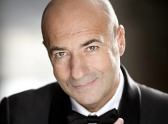 Композитор Игорь Крутой озвучил даты проведения конкурса «Новая волна» в Сочи