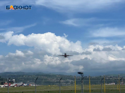 Грузия добивается запрета полетов из России в Абхазию, но 319 человек уже приняты на работу в аэропорт