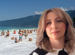 В Абхазии уволили чиновницу, унизившую туристов из России, которые едят «дошираки» и не покупают сувениры