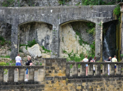 Почти на 10 миллионов снизилась прибыль от туристов, посетивших Новоафонскую пещеру Абхазии