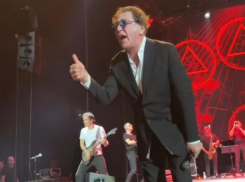 Лепс слег с «отравлением» после странного поведения во Владивостоке