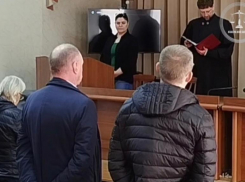 Руководителей горбольницы Сочи посадили за взятки и присвоение чужих премий