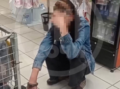 22-летняя приезжая распылила перцовый баллончик в «Магните», пытаясь украсть кофе