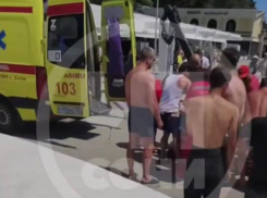 Турист ожил через полтора часа после остановки сердца на пляже в Сочи