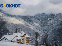 В Международный женский день сугробы в горах Сочи стали выше трех метров