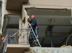 11 квартир не пригодны для проживания в доме, где в Сочи взорвался газ