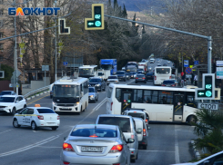 Звучат сирены, аэропорт закрыт: Сочи в праздник подвергся атаке БПЛА
