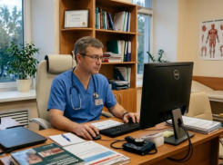 У жителей Туапсинского района, пострадавших во время ЧС при атаке морского терминала, есть доступ к медпомощи в режиме онлайн 