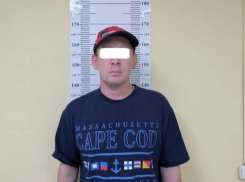 Пьяный и безработный мужчина устроил дебош на борту рейса Екатеринбург — Сочи