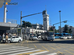 Власти Сочи заработали на платных парковках 122,5 миллиона рублей