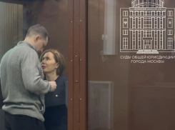 Ежемесячную взятку в 2,5 миллиона рублей несколько лет получал экс-мэр Сочи от предпринимателей
