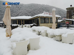 Полметра снега выпало за сутки в горах Сочи