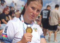 18-летняя жительница Сочи стала лучшей серфингисткой России