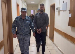 В Сочи менеджер финансовой пирамиды, обманувшей 157 вкладчиков, получил три года колонии