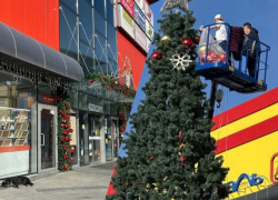 Сочи начали украшать к Новому году