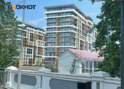 Эксперт рассказал, почему инвесторов могут разочаровать апарт-отели в Лазаревском районе Сочи