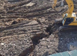 Жители Сочи боятся стройки, из-за которой произошёл разлом грунта