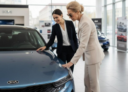 Без денег и машины осталась жительница Сочи, купившая автомобиль в автосалоне