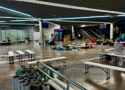 Вылет и прилет 40 самолетов задерживается в аэропорту Сочи