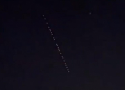 В небе над Сочи заметили спутники Илона Маска
