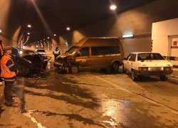 ДТП  в тоннеле по дороге на Красную поляну