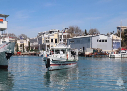 Спасатели в Сочи получили в пользование водолазный бот 