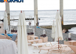 В связи с надвигающимся штормом в Сочи закрываются пляжи