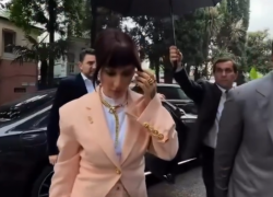 Тина Канделаки призвала ездить в Сочи, а не в Сен-Тропе